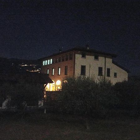 La Corte Del Cigno Monte Isola Exterior foto
