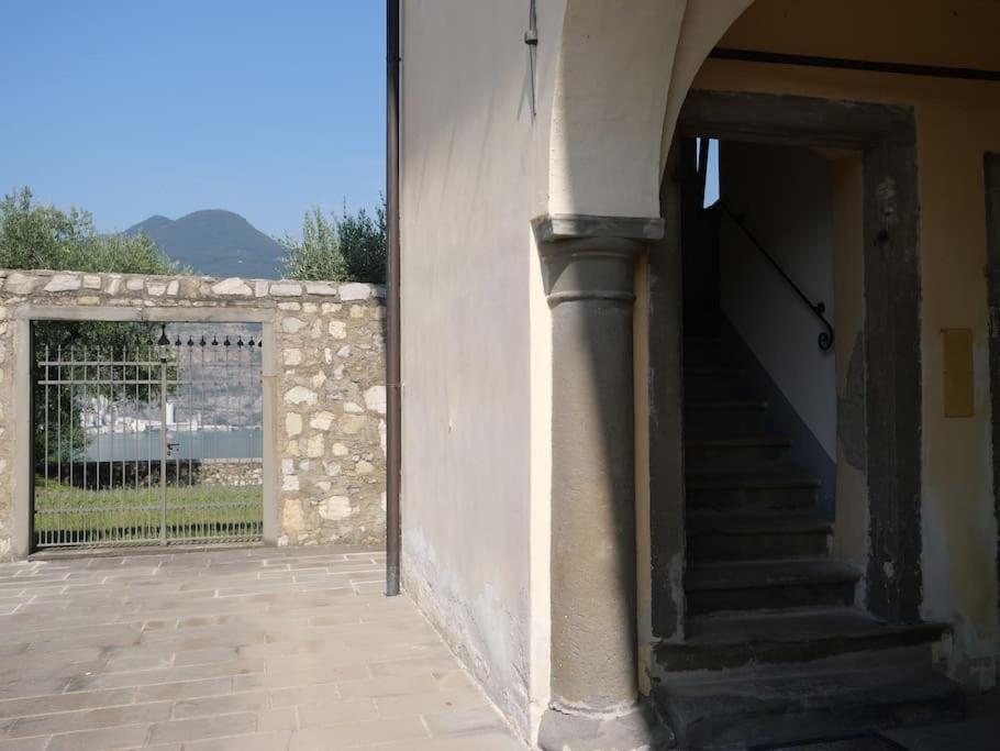 La Corte Del Cigno Monte Isola Exterior foto