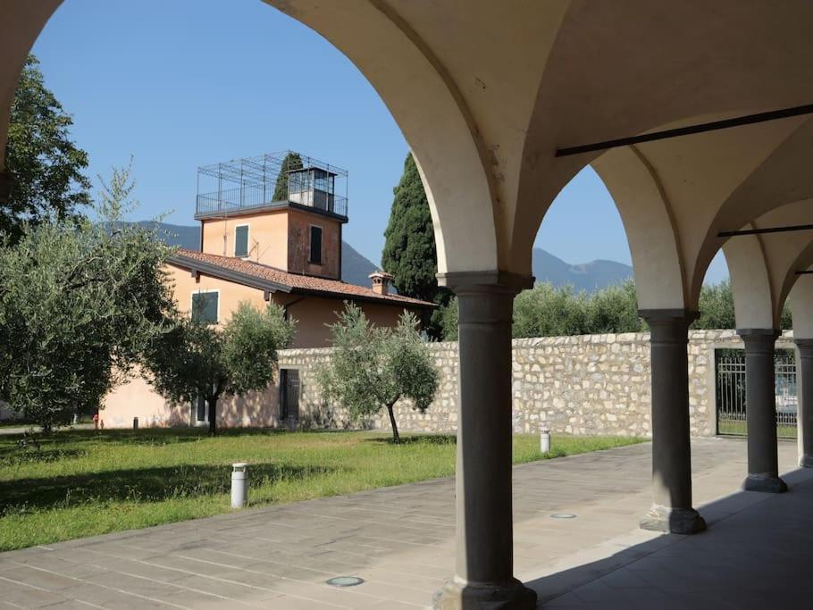 La Corte Del Cigno Monte Isola Exterior foto